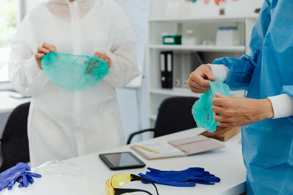 Assurance décennale auto entrepreneur : guide et conseils essentiels